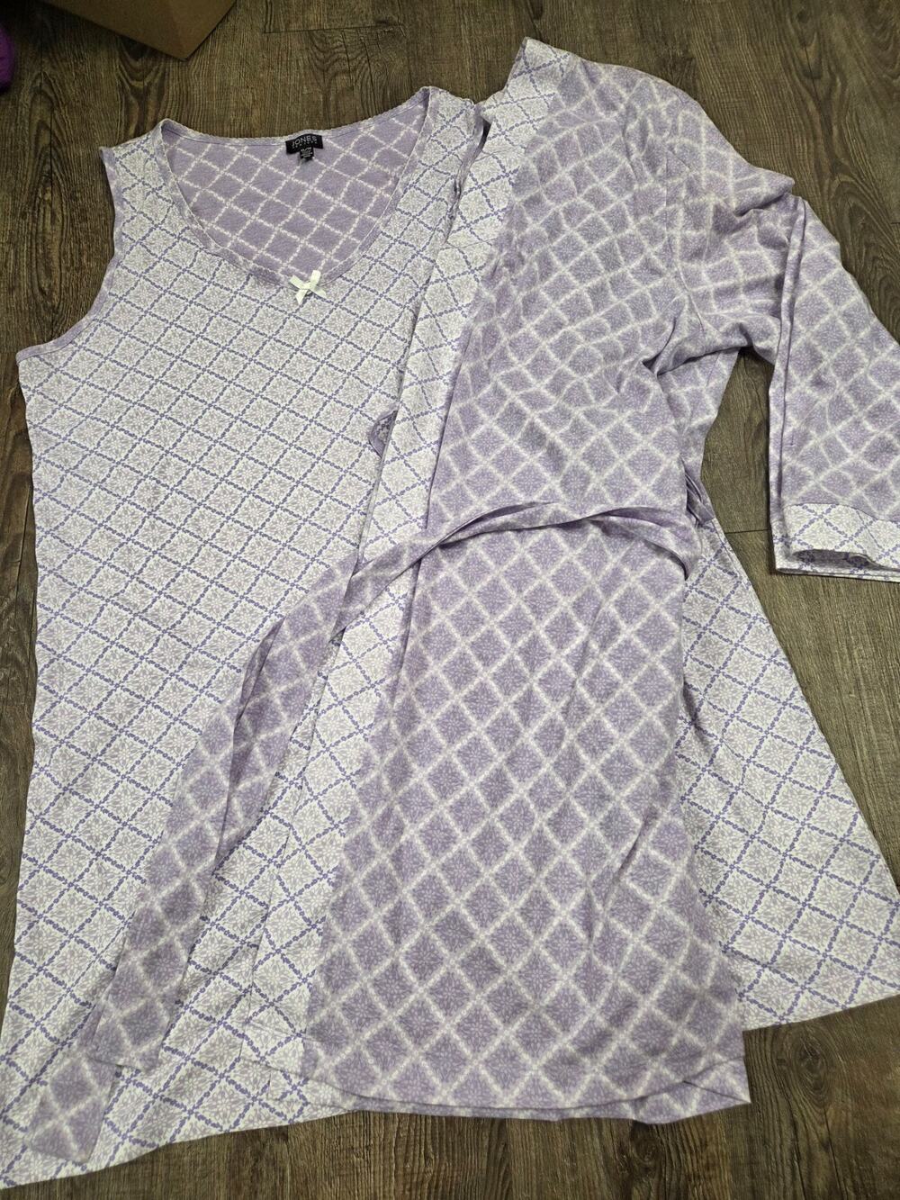 Jones NY Purple Lavender Pajamas Gown Robe Set Women's XL